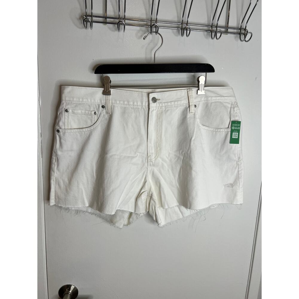 Gap Women's Stride Short Raw Hem White NEW ~ Size 18/34